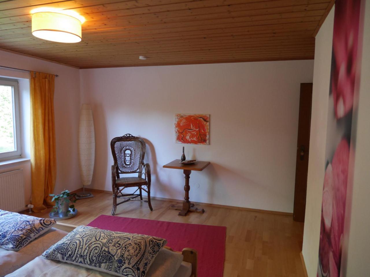 Fewo Kedo Neukirchen vorm Wald Exterior foto