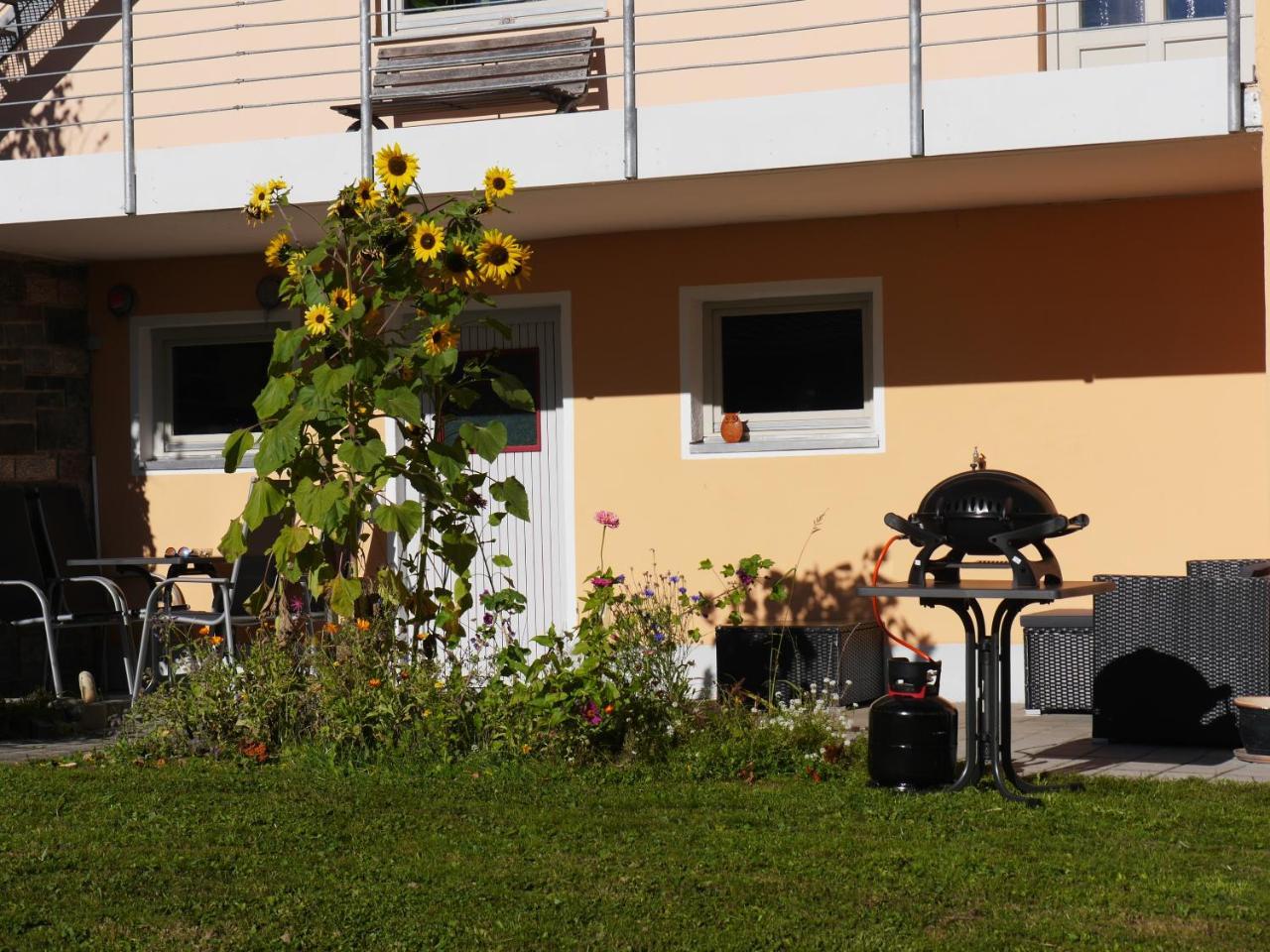 Fewo Kedo Neukirchen vorm Wald Exterior foto